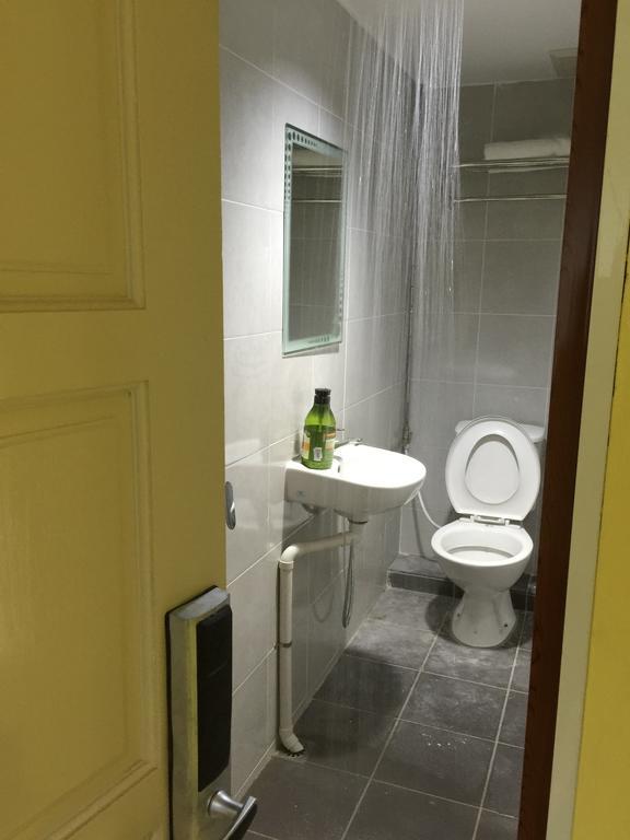 Miri Budget Inn Habitación foto